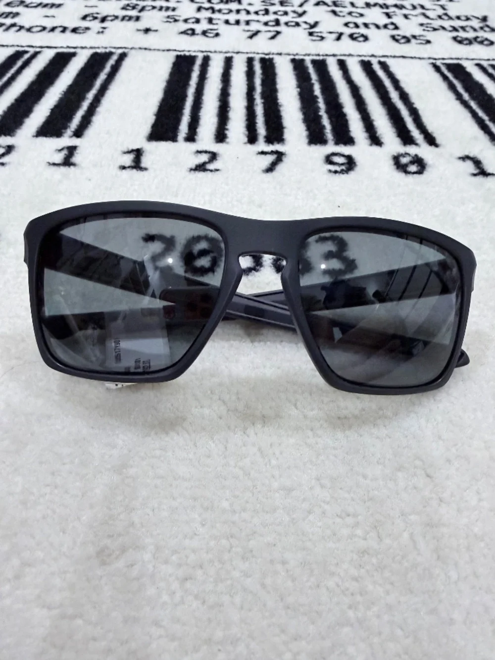 Oakley Sliver XL Polarized Iridium Grey Smoke Mirror Lens 57mm Matte Black Frame